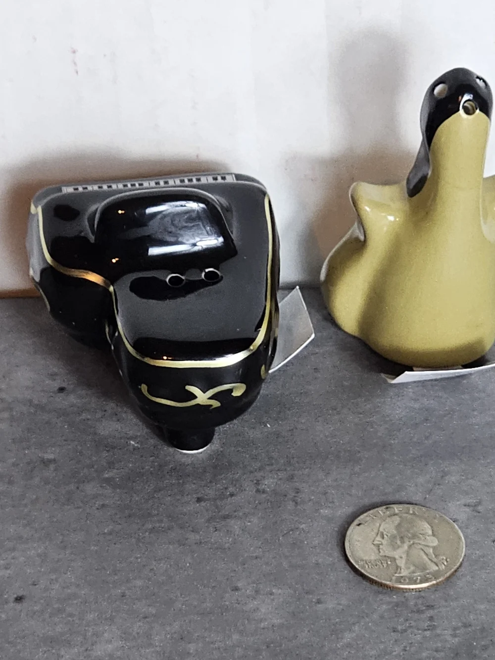 Cracker Barrel pair ceramic